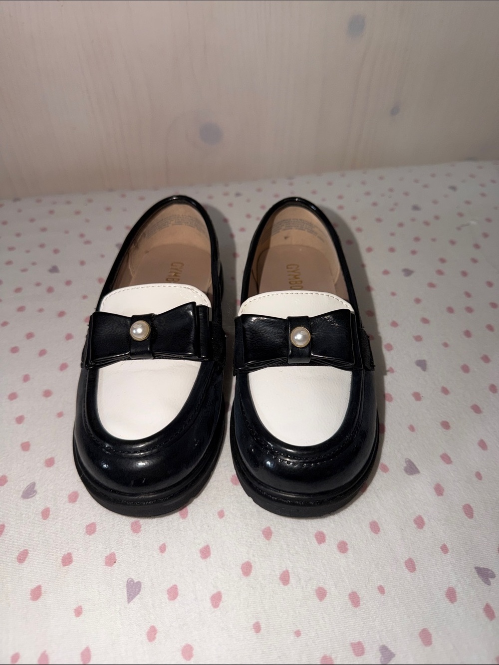 Gymboree Black & White Pearl Bow Girls Dress Loafers